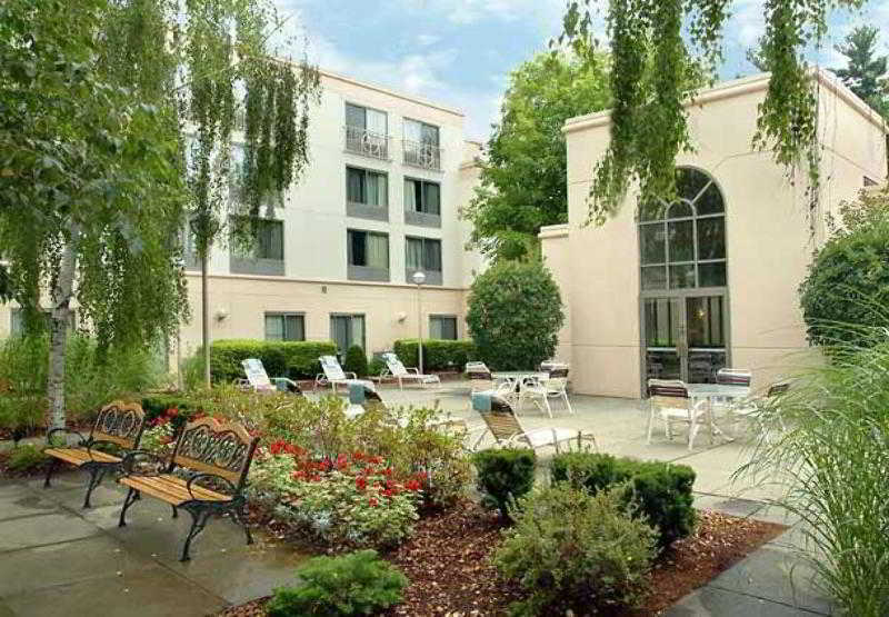 Courtyard By Marriott Nashua Otel Dış mekan fotoğraf
